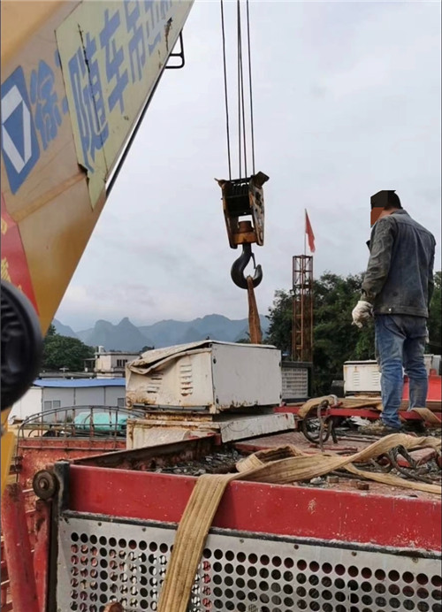 义乌市大件吊装搬运设备常用的施工手势信号解答
